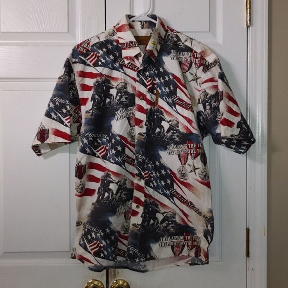 Clear Water Outfitters  Military USA Home of the Brave Button down shirt Sz M - Picture 1 of 7